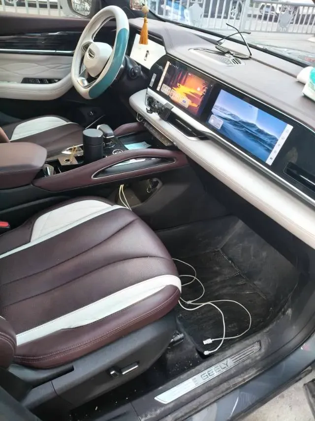 2021 Geely Monjaro 2.0T 218HP L4 7DCT,autocango,china used car exporter,china ev exporter,chinese used car exporter,chinese used ev exporter