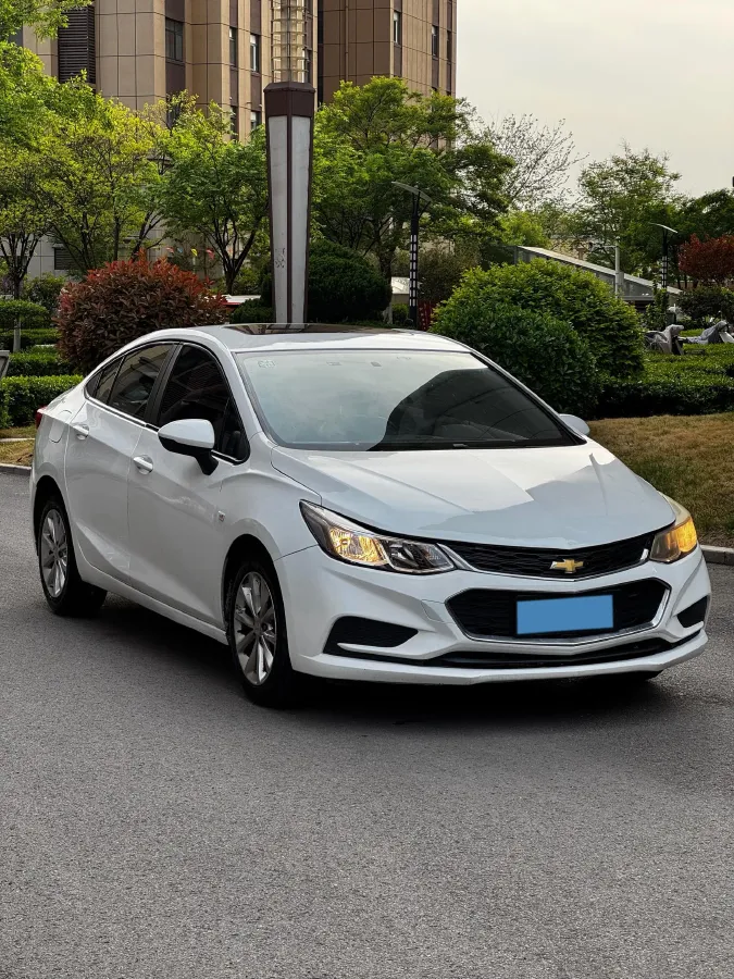 2018 Chevrolet Cruze 1.5L 114HP L4 6AT,autocango,china used car exporter,china ev exporter,chinese used car exporter,chinese used ev exporter