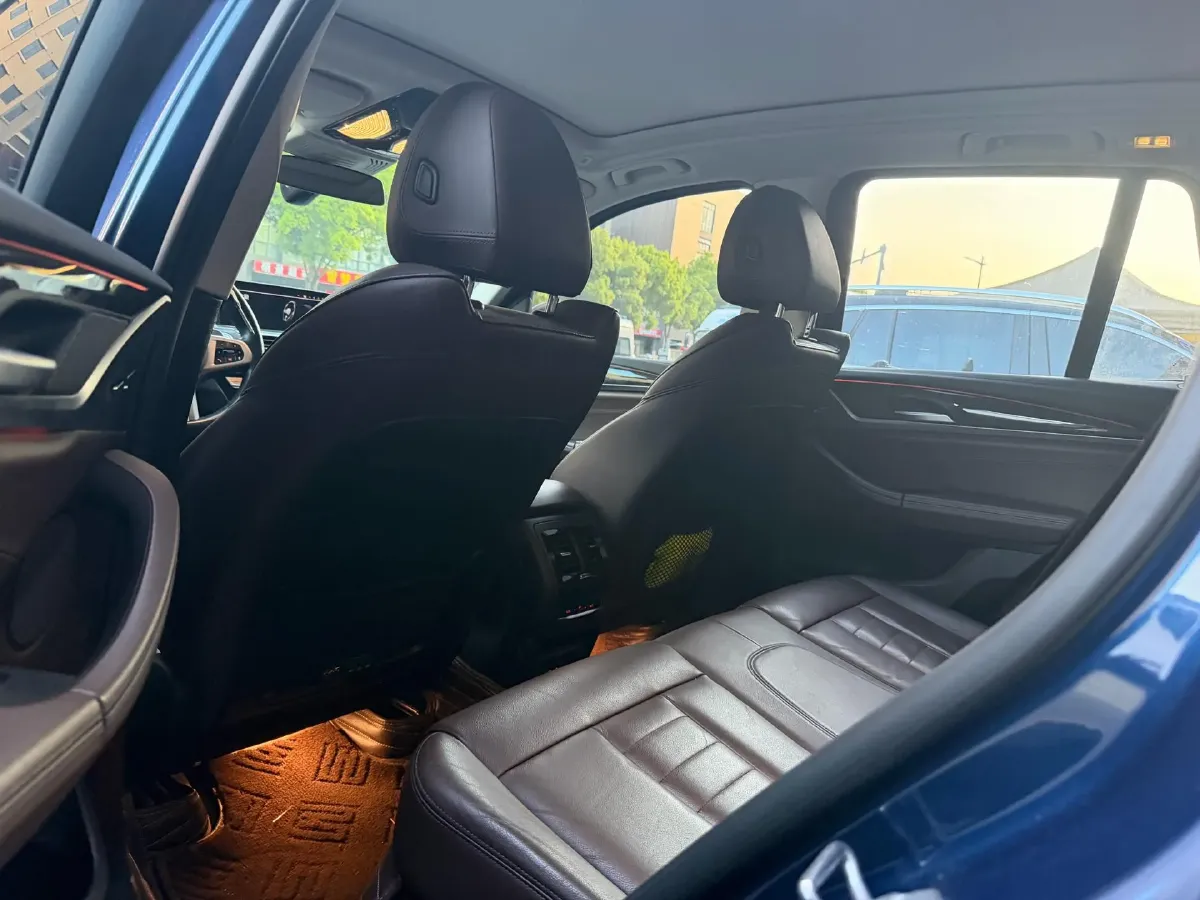 2020 BMW X3 2.0T 252HP L4 8AT,autocango,china used car exporter,china ev exporter,chinese used car exporter,chinese used ev exporter