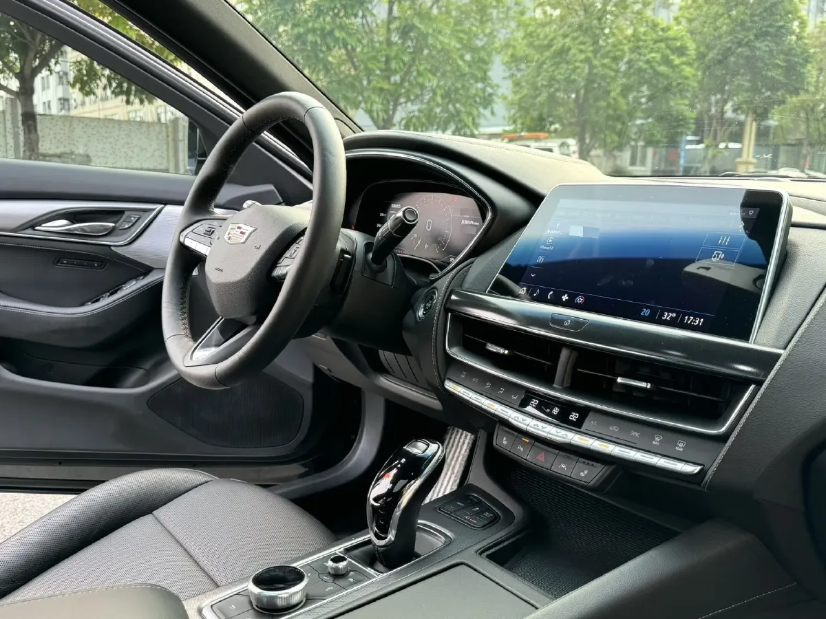 2021 Cadillac CT5 2.0T 237HP L4 10AT,autocango,china used car exporter,china ev exporter,chinese used car exporter,chinese used ev exporter