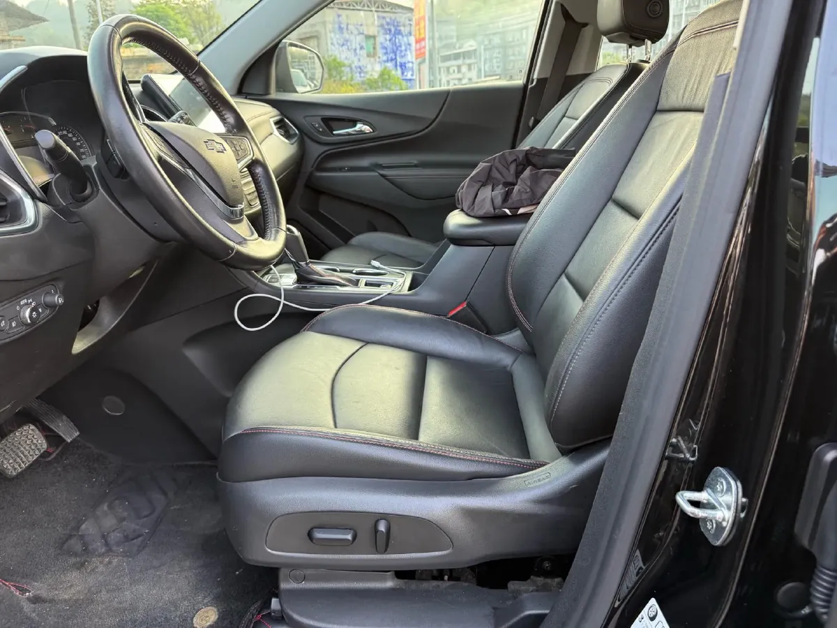 2019 Chevrolet Equinox 2.0T 260HP L4 9AT,autocango,china used car exporter,china ev exporter,chinese used car exporter,chinese used ev exporter