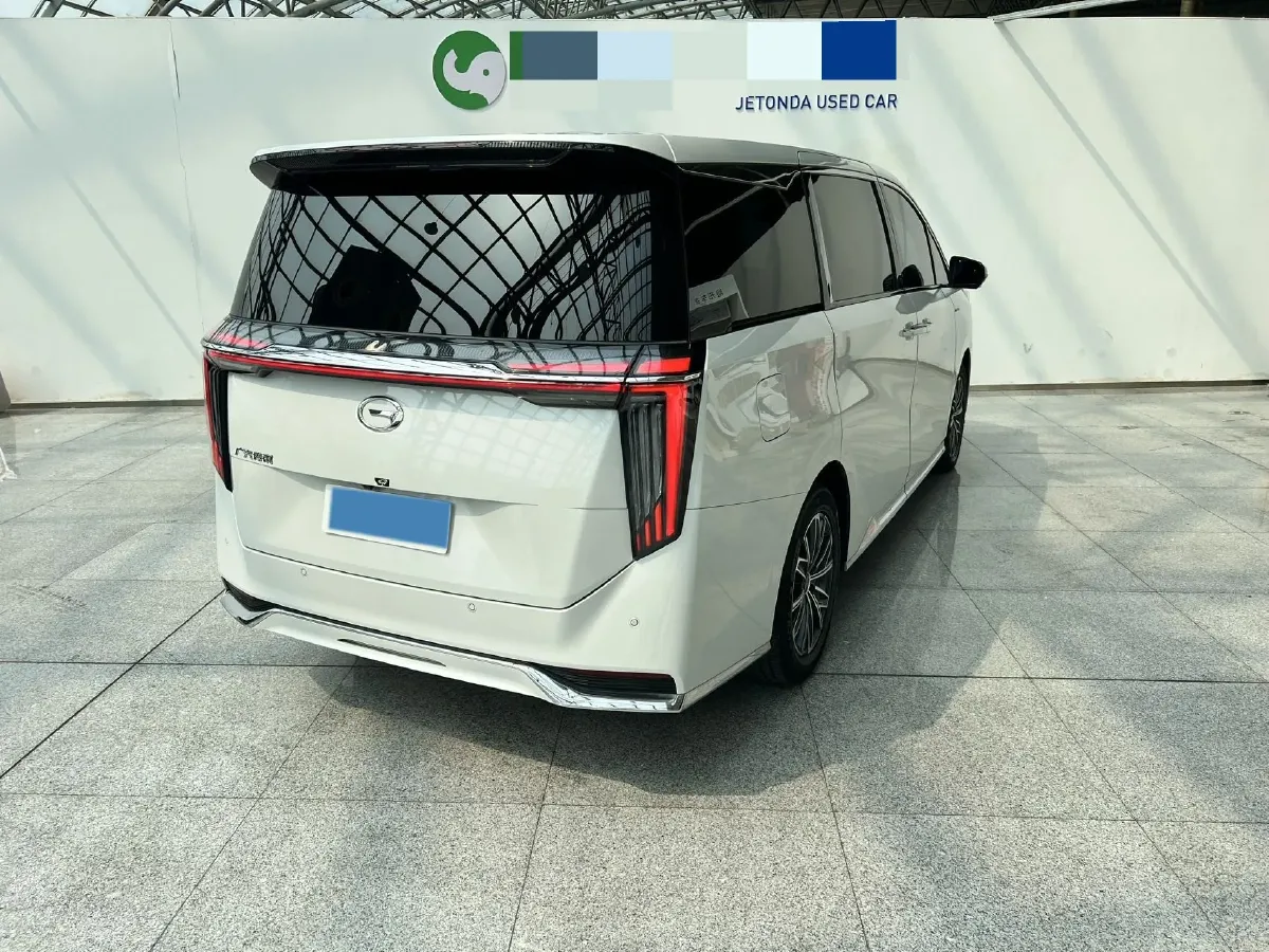 2024 GAC Trumpchi M8 2.0T 252HP L4 8AT,autocango,china used car exporter,china ev exporter,chinese used car exporter,chinese used ev exporter