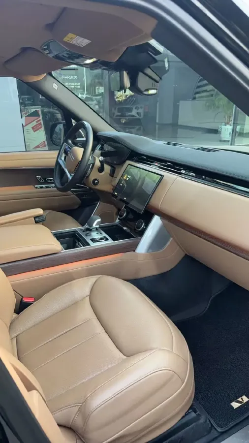 2023 Land Rover Range Rover 3.0T 360HP L6 8AT,autocango,china used car exporter,china ev exporter,chinese used car exporter,chinese used ev exporter