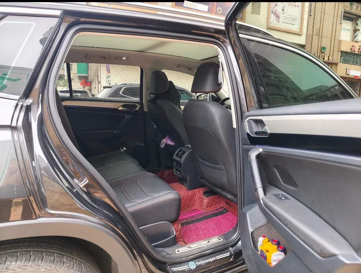 2021 Volkswagen Tayron 2.0T 186HP L4 7DCT,autocango,china used car exporter,china ev exporter,chinese used car exporter,chinese used ev exporter