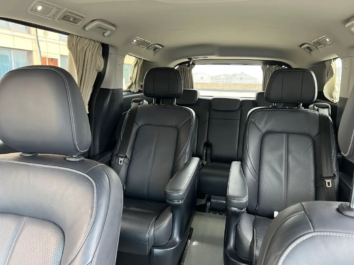 2021 GAC Trumpchi M8 2.0T 252HP L4 8AT,autocango,china used car exporter,china ev exporter,chinese used car exporter,chinese used ev exporter