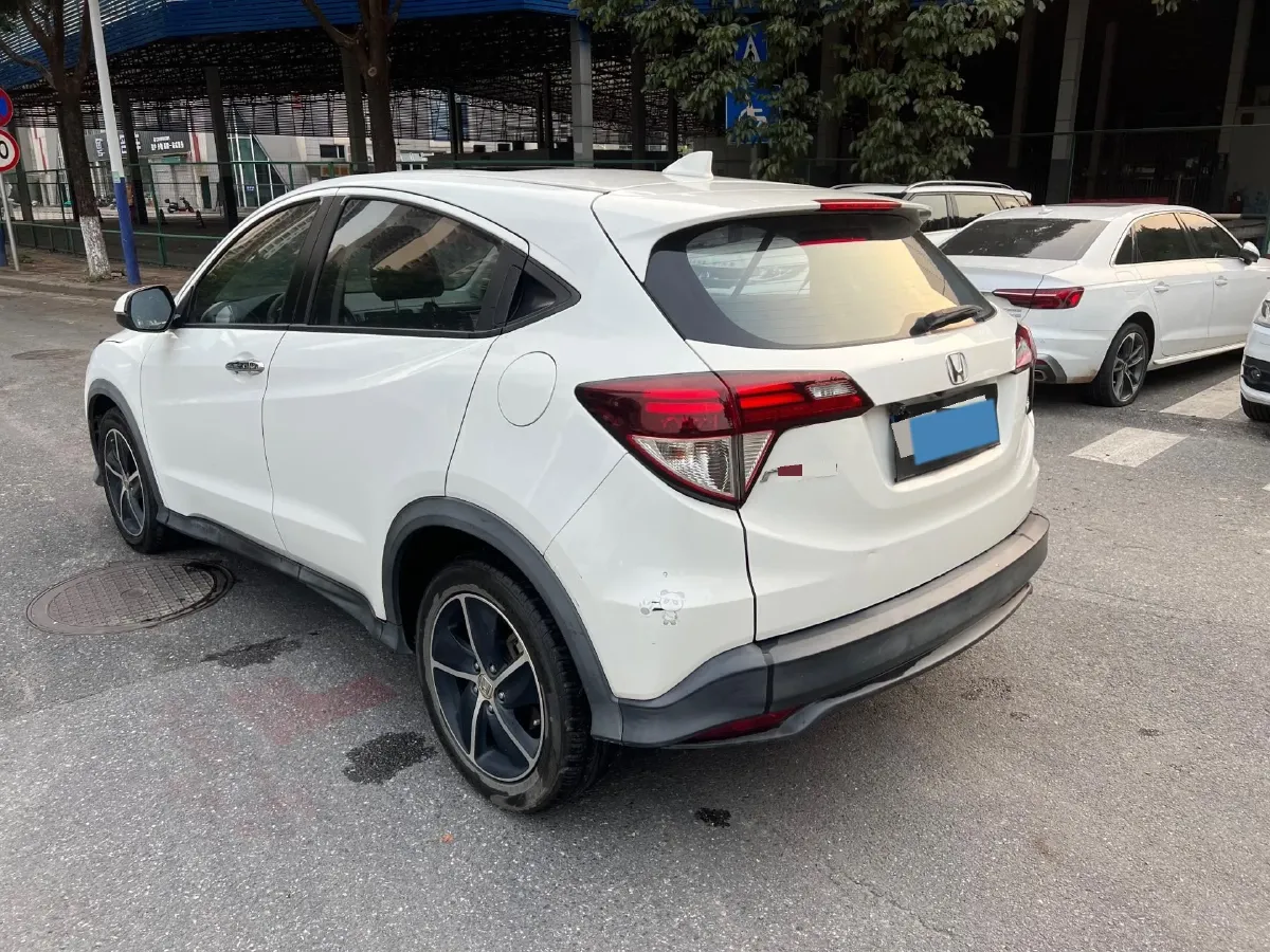 2020 Honda Vezel 1.5L 131HP L4 CVT,autocango,china used car exporter,china ev exporter,chinese used car exporter,chinese used ev exporter