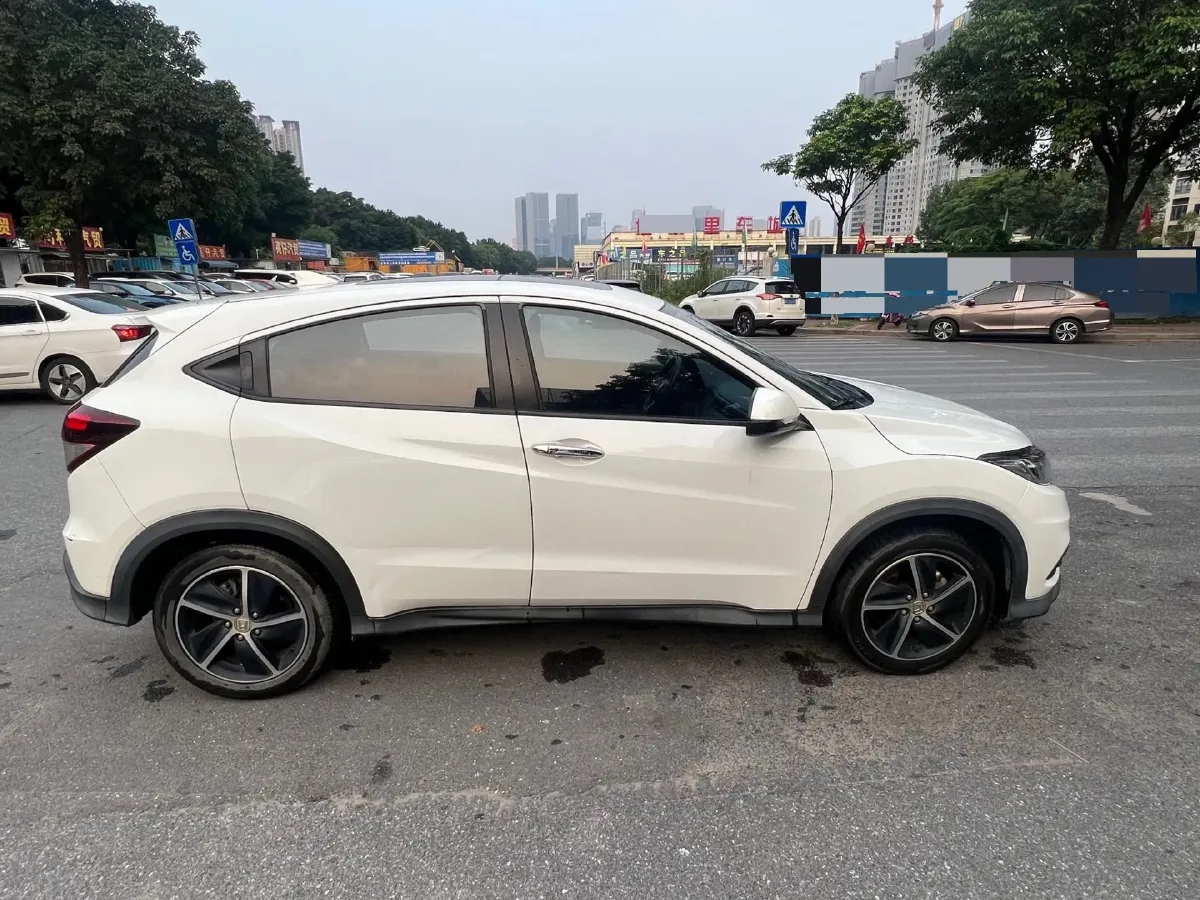 2020 Honda Vezel 1.5L 131HP L4 CVT,autocango,china used car exporter,china ev exporter,chinese used car exporter,chinese used ev exporter