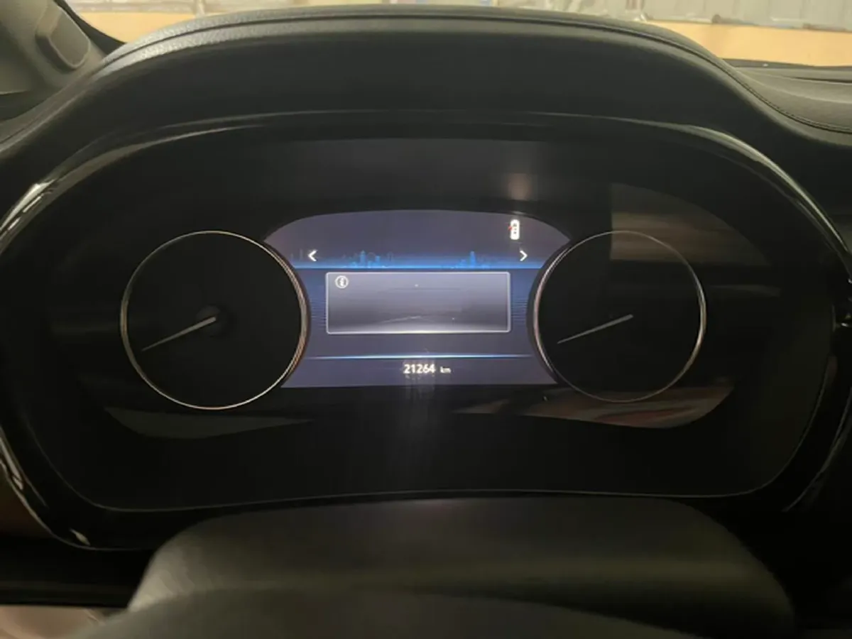 2021 Buick GL8 2.0T 237HP L4 9AT,autocango,china used car exporter,china ev exporter,chinese used car exporter,chinese used ev exporter