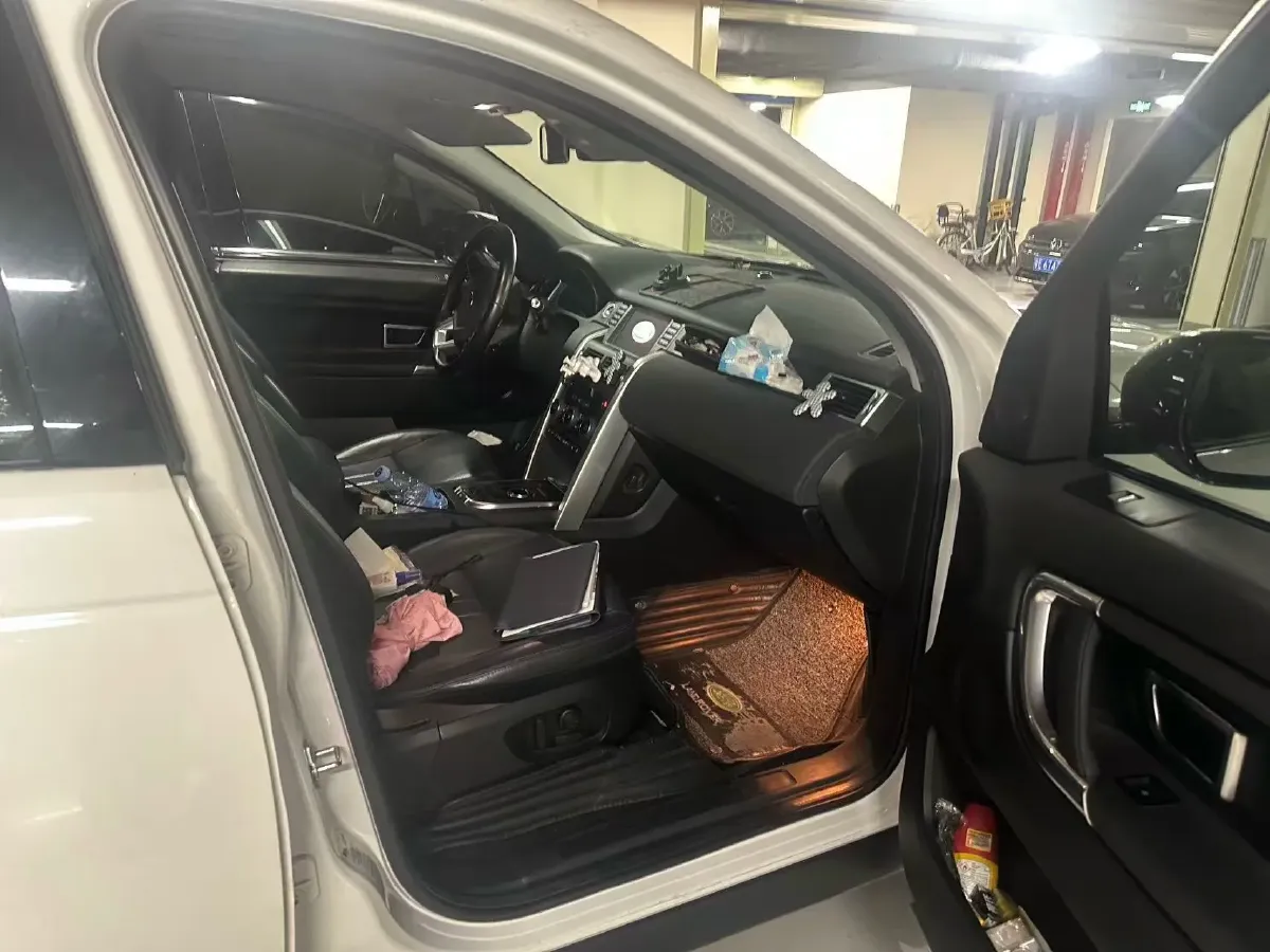 2019 Land Rover Discovery Sport 2.0T 241HP L4 9AT,autocango,china used car exporter,china ev exporter,chinese used car exporter,chinese used ev exporter