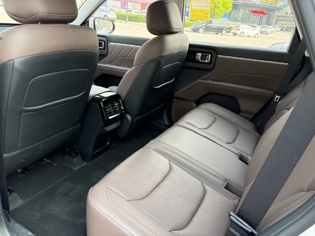 2026 Geely Galaxy Starshine 6 1.5L 112HP L4 1DHT PHEV,autocango,china used car exporter,china ev exporter,chinese used car exporter,chinese used ev exporter