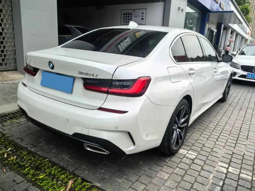 2021 BMW 3 Series 2.0T 184HP L4 8AT,autocango,china used car exporter,china ev exporter,chinese used car exporter,chinese used ev exporter