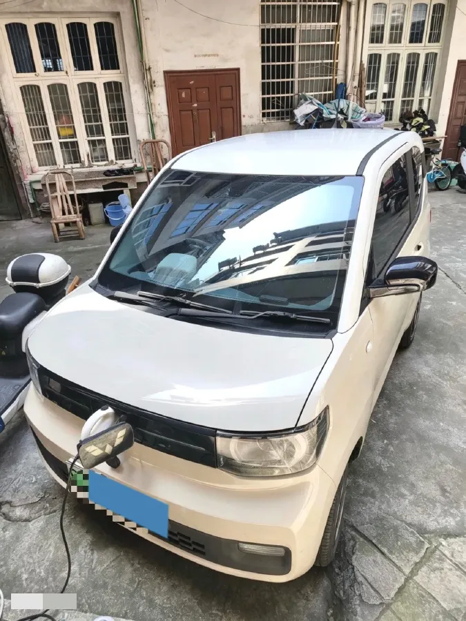 2020 WuLing HongGuang MINI EV BEV 13.8KWH,autocango,china used car exporter,china ev exporter,chinese used car exporter,chinese used ev exporter