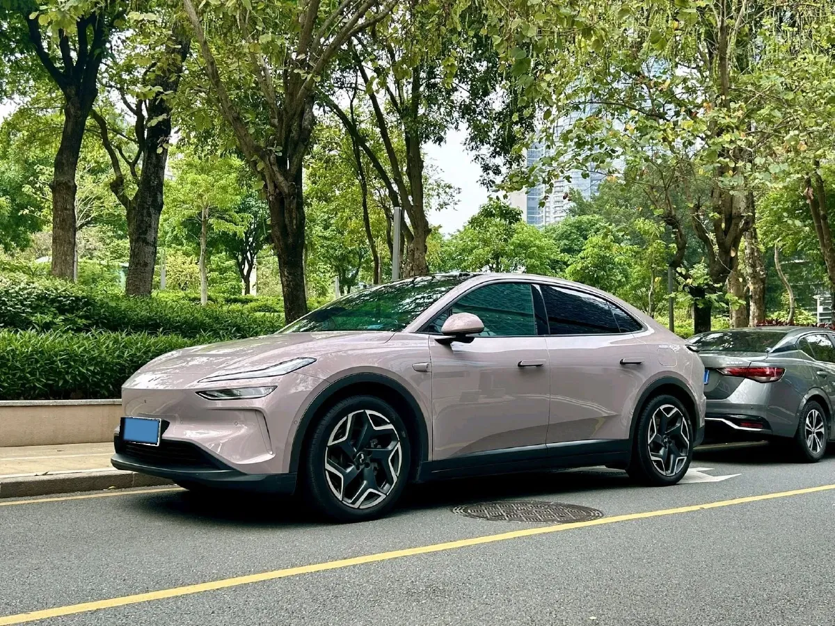 2024 ONVO L60 BEV 60KWH,autocango,china used car exporter,china ev exporter,chinese used car exporter,chinese used ev exporter