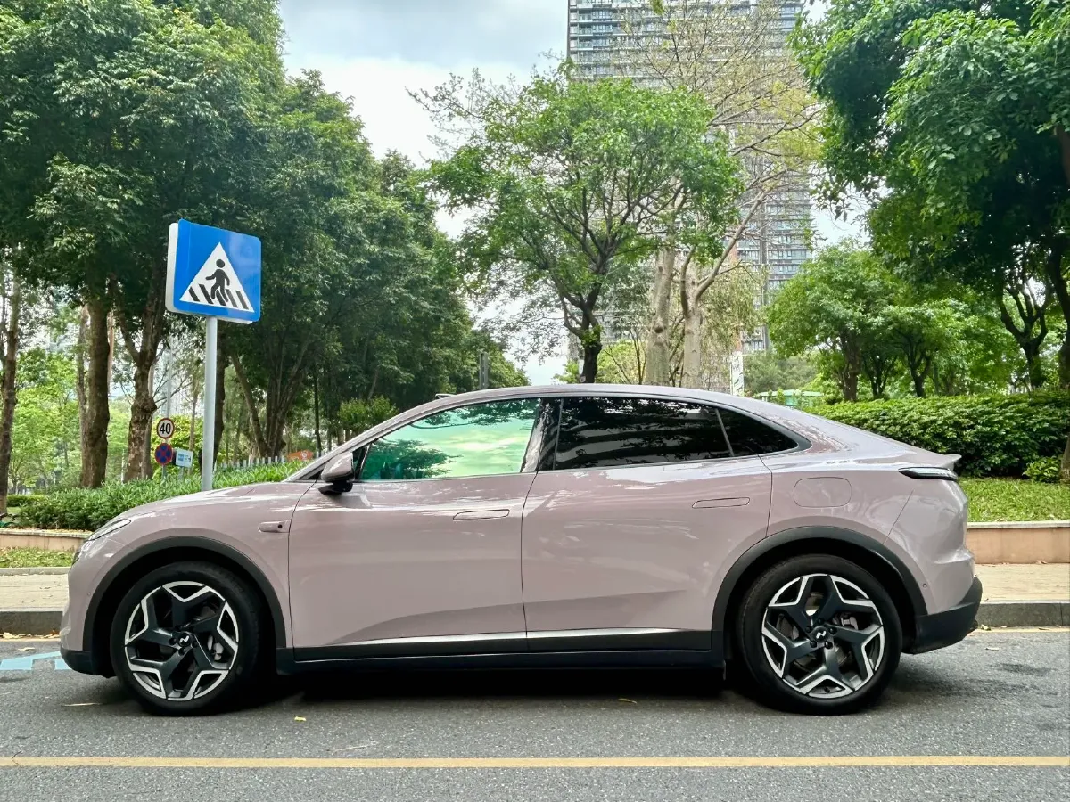 2024 ONVO L60 BEV 60KWH,autocango,china used car exporter,china ev exporter,chinese used car exporter,chinese used ev exporter