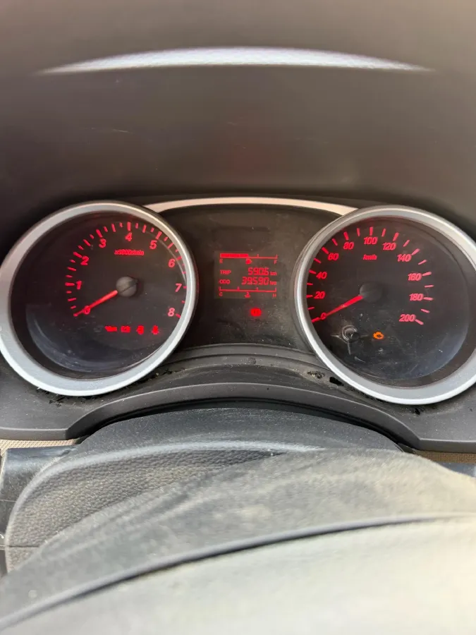 2019 WuLing HongGuang 1.5L 99HP L4 6MT,autocango,china used car exporter,china ev exporter,chinese used car exporter,chinese used ev exporter