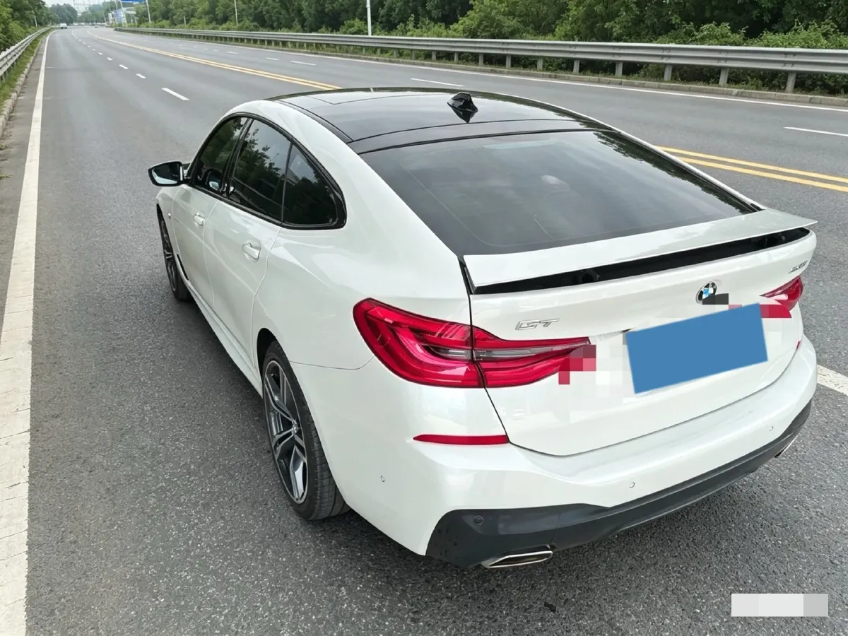 2021 BMW 6 Series GT 2.0T 258HP L4 8AT,autocango,china used car exporter,china ev exporter,chinese used car exporter,chinese used ev exporter