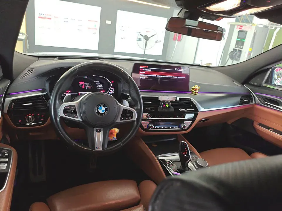 2021 BMW 6 Series GT 2.0T 258HP L4 8AT,autocango,china used car exporter,china ev exporter,chinese used car exporter,chinese used ev exporter