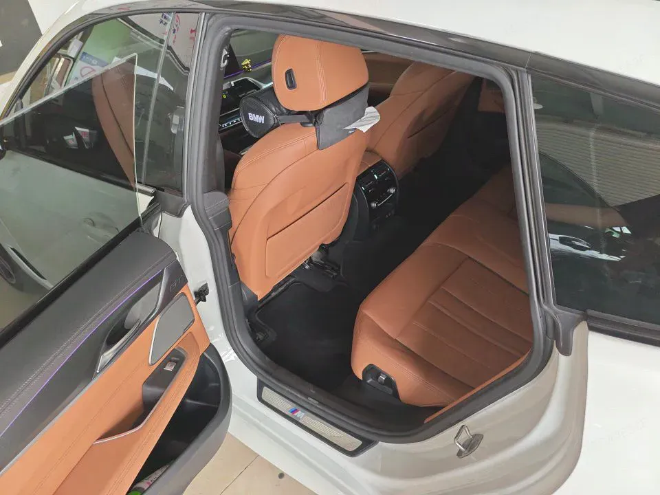 2021 BMW 6 Series GT 2.0T 258HP L4 8AT,autocango,china used car exporter,china ev exporter,chinese used car exporter,chinese used ev exporter