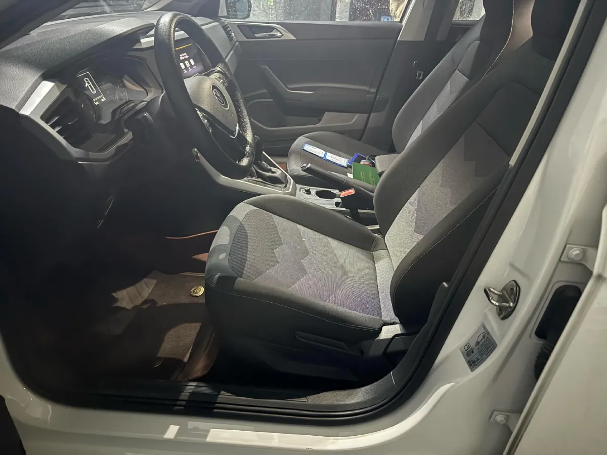 2021 Bestune T55 1.5T 169HP L4 7DCT,autocango,china used car exporter,china ev exporter,chinese used car exporter,chinese used ev exporter