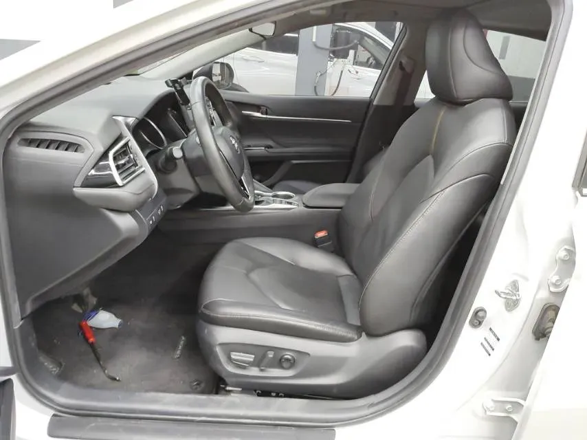 2023 Toyota Camry 2.5L 178HP L4 E-CVT Hybrid,autocango,china used car exporter,china ev exporter,chinese used car exporter,chinese used ev exporter