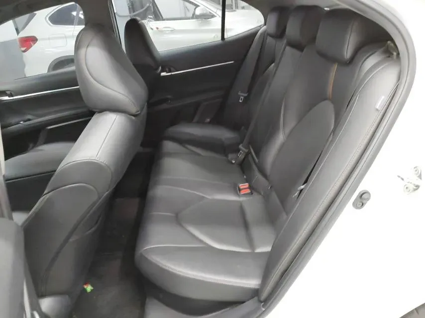 2023 Toyota Camry 2.5L 178HP L4 E-CVT Hybrid,autocango,china used car exporter,china ev exporter,chinese used car exporter,chinese used ev exporter