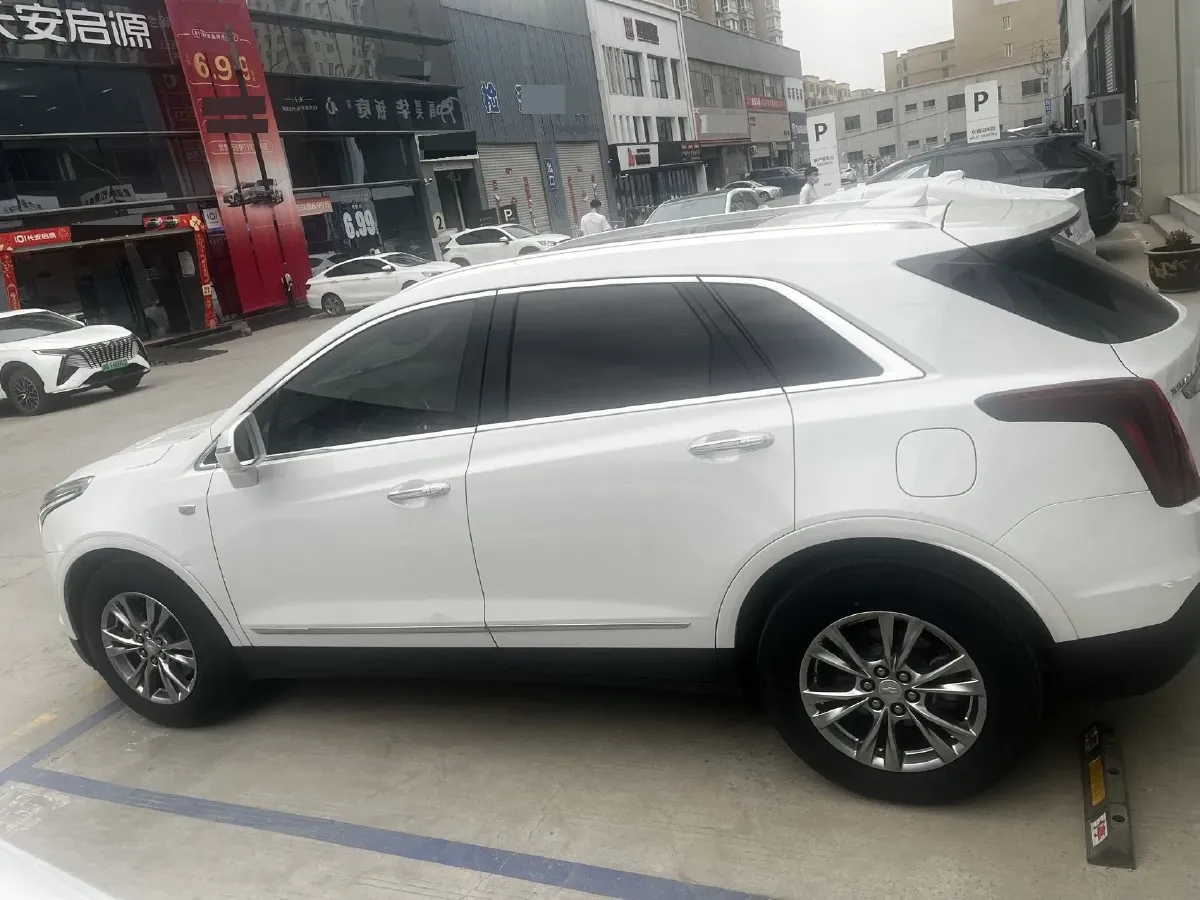 2020 Cadillac XT5 2.0T 237HP L4 9AT,autocango,china used car exporter,china ev exporter,chinese used car exporter,chinese used ev exporter