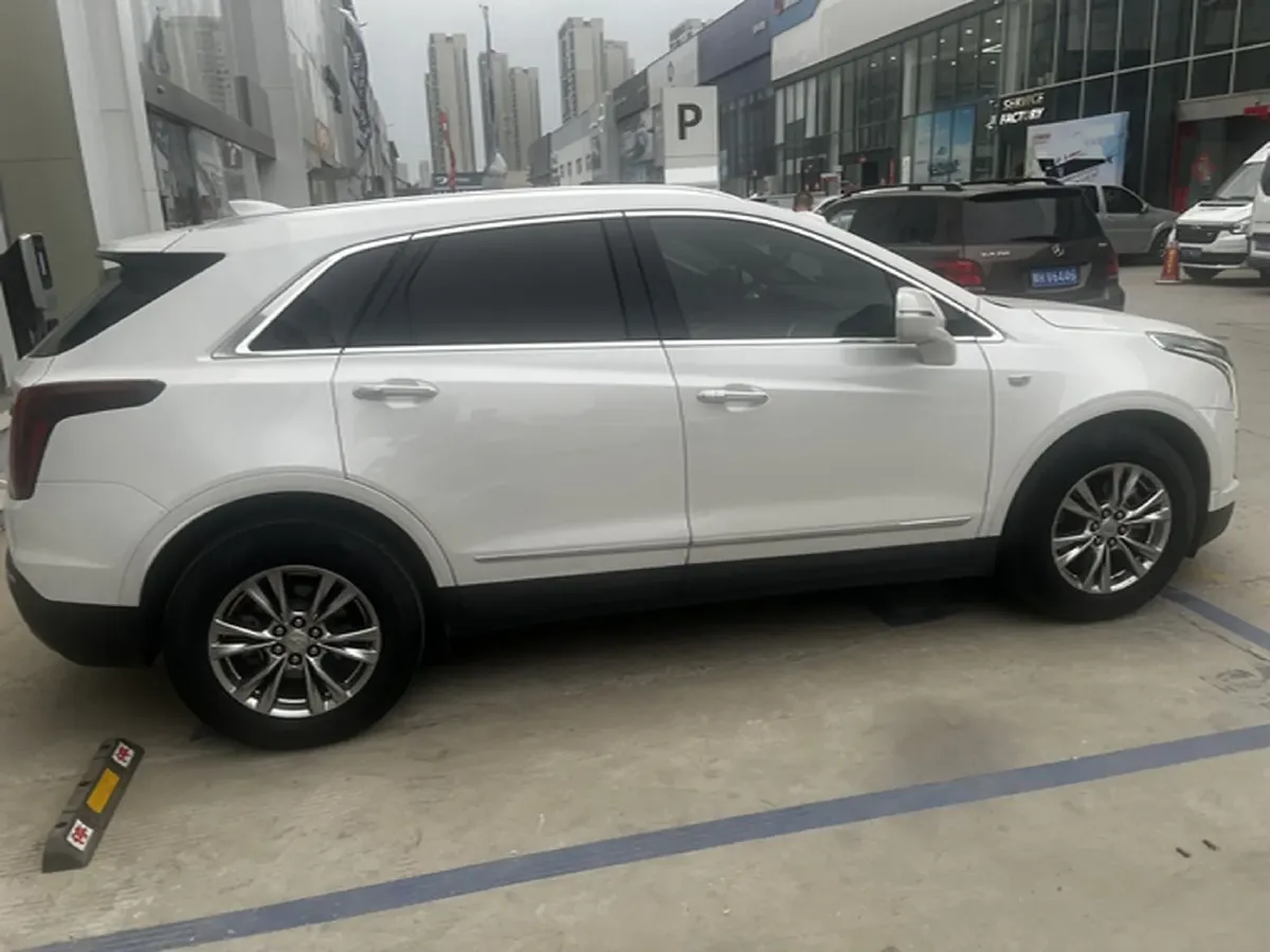2020 Cadillac XT5 2.0T 237HP L4 9AT,autocango,china used car exporter,china ev exporter,chinese used car exporter,chinese used ev exporter