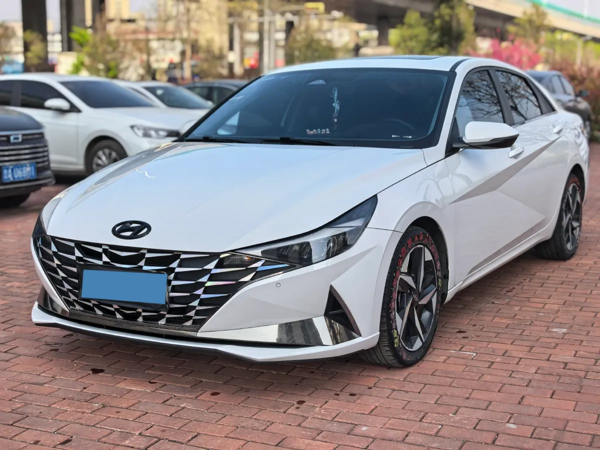 2021 Hyundai Elantra 1.5L 115HP L4 CVT,autocango,china used car exporter,china ev exporter,chinese used car exporter,chinese used ev exporter