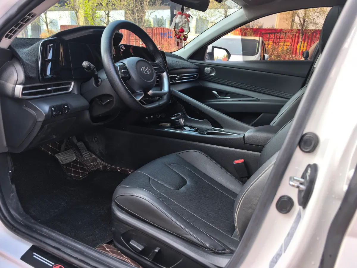 2021 Hyundai Elantra 1.5L 115HP L4 CVT,autocango,china used car exporter,china ev exporter,chinese used car exporter,chinese used ev exporter