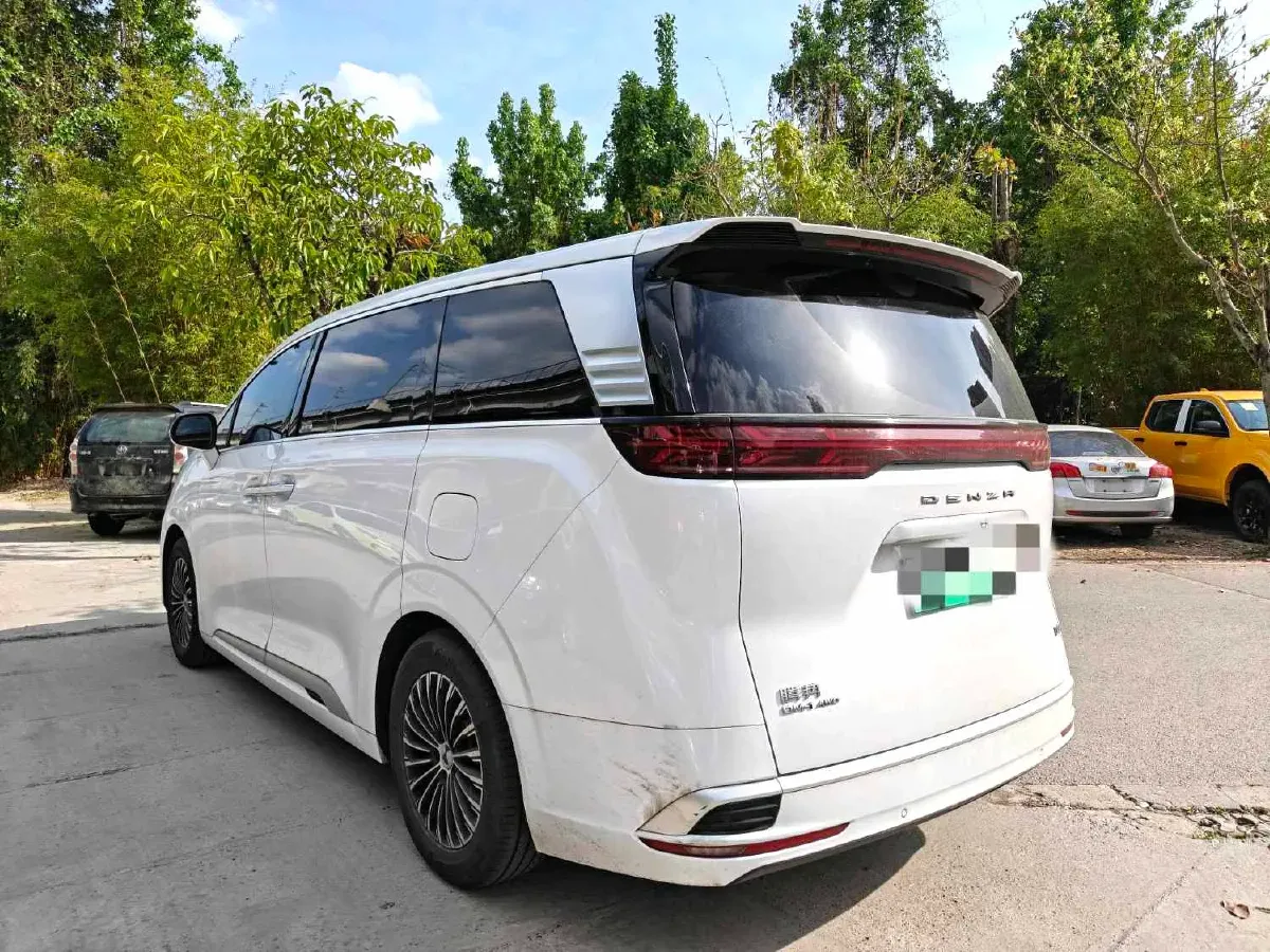 2022 Mercedes-Benz GLC Class 2.0T 197HP L4 9AT,autocango,china used car exporter,china ev exporter,chinese used car exporter,chinese used ev exporter