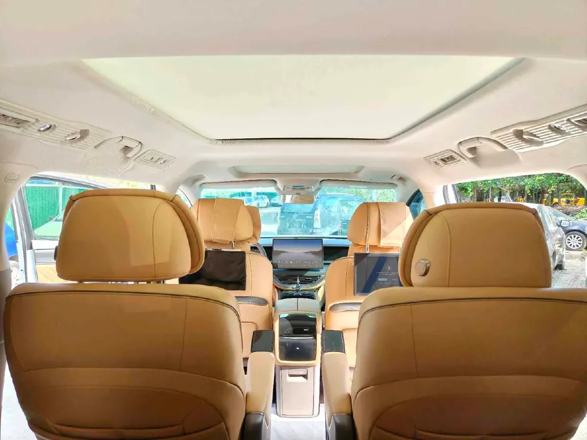 2022 Mercedes-Benz GLC Class 2.0T 197HP L4 9AT,autocango,china used car exporter,china ev exporter,chinese used car exporter,chinese used ev exporter