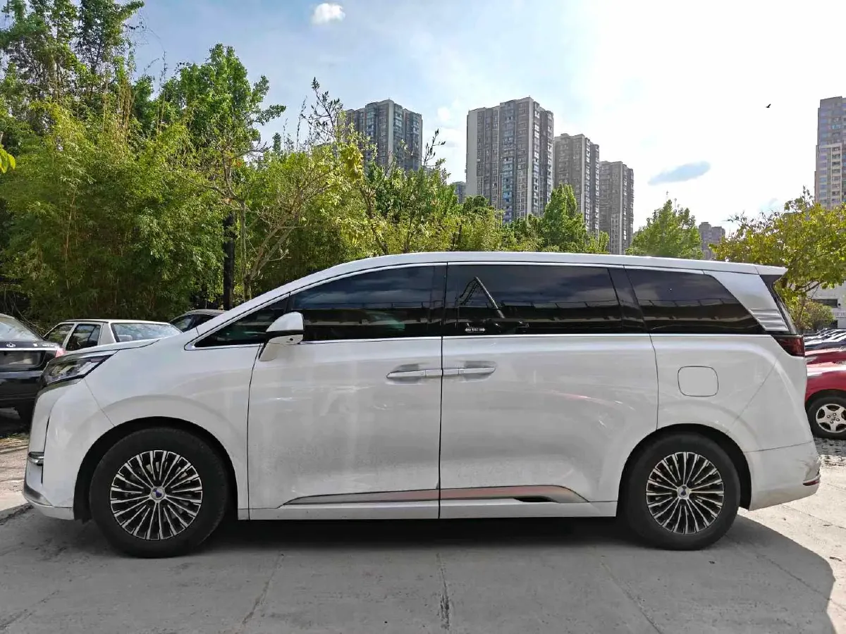 2022 Mercedes-Benz GLC Class 2.0T 197HP L4 9AT,autocango,china used car exporter,china ev exporter,chinese used car exporter,chinese used ev exporter