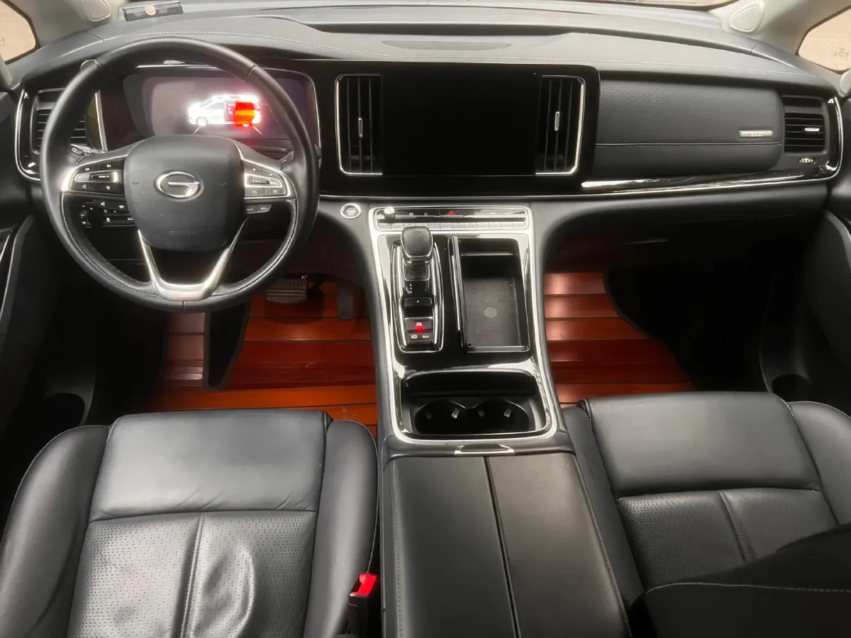 2021 GAC Trumpchi M8 2.0T 252HP L4 8AT,autocango,china used car exporter,china ev exporter,chinese used car exporter,chinese used ev exporter