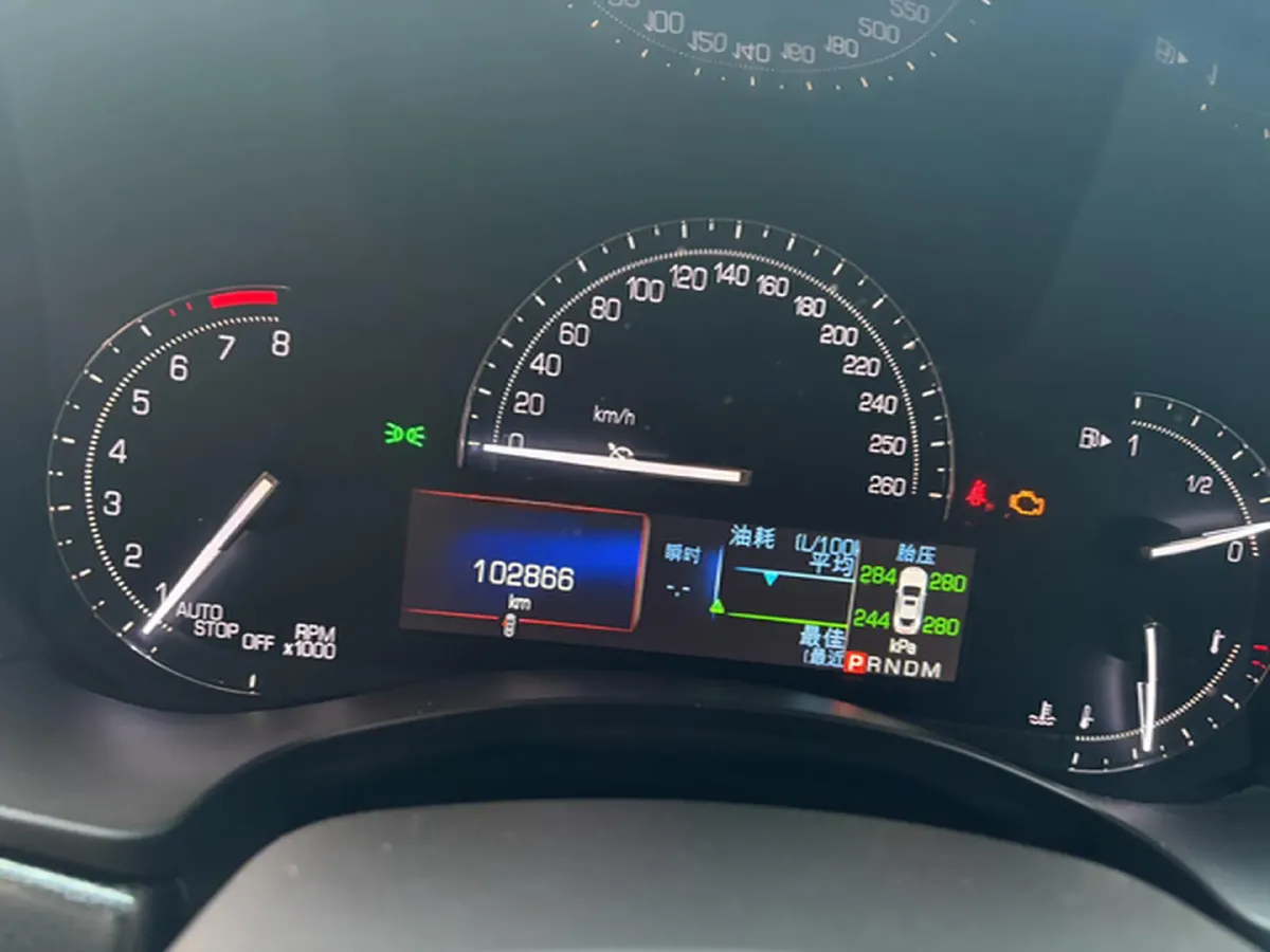 2017 Lincoln MKC 2.0T 203HP L4 6AT,autocango,china used car exporter,china ev exporter,chinese used car exporter,chinese used ev exporter