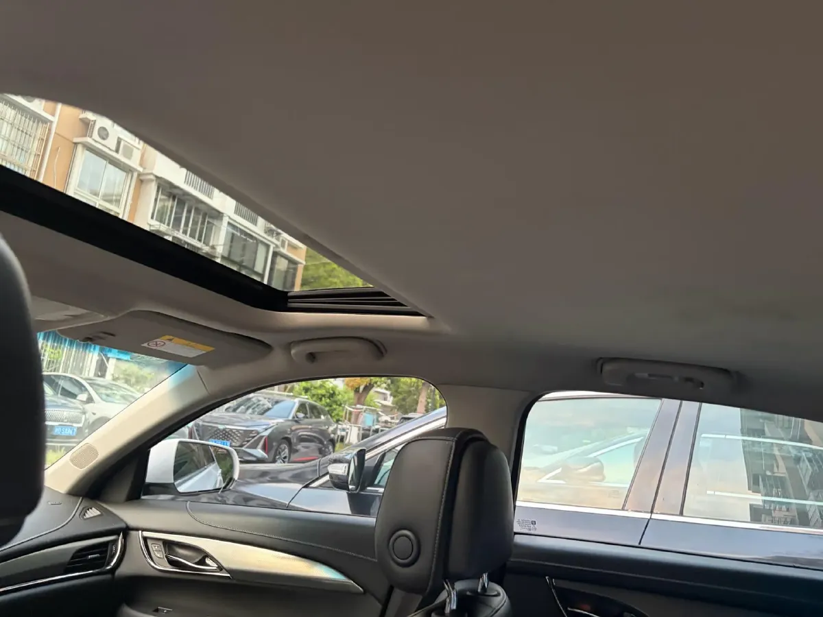 2017 Lincoln MKC 2.0T 203HP L4 6AT,autocango,china used car exporter,china ev exporter,chinese used car exporter,chinese used ev exporter