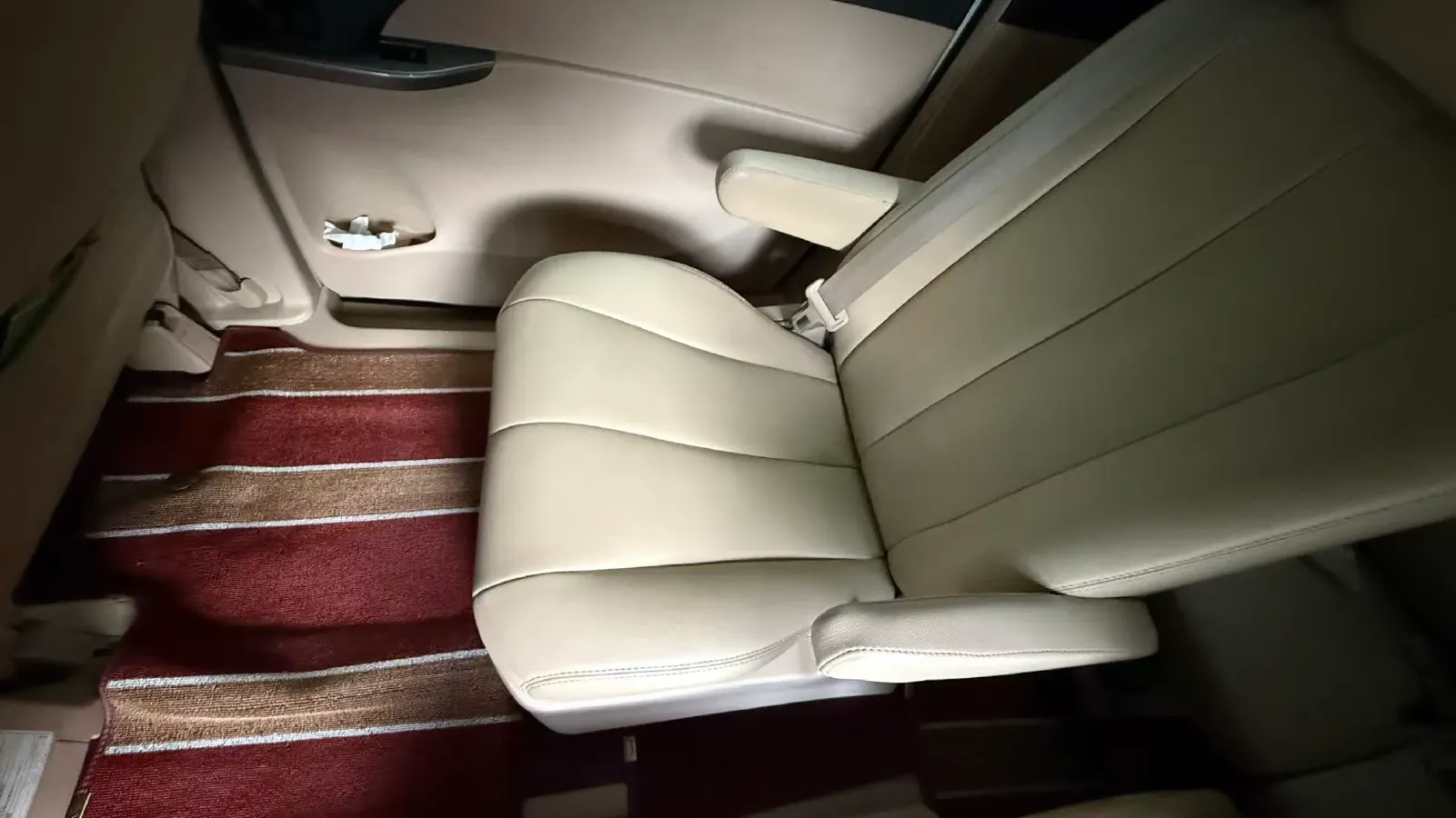 2012 Toyota Previa 2.4L 170HP L4 CVT,autocango,china used car exporter,china ev exporter,chinese used car exporter,chinese used ev exporter