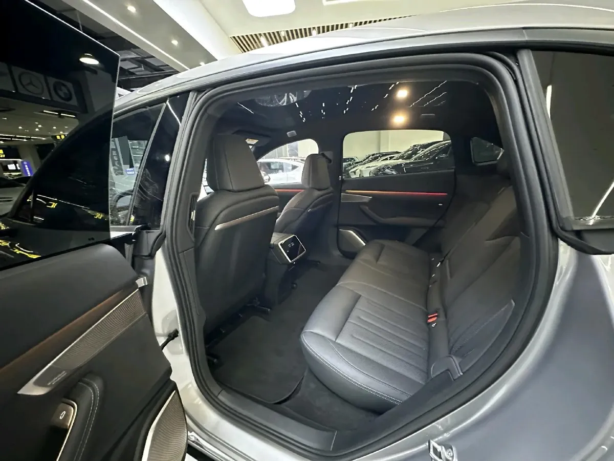 2024 ONVO L60 BEV 60KWH,autocango,china used car exporter,china ev exporter,chinese used car exporter,chinese used ev exporter