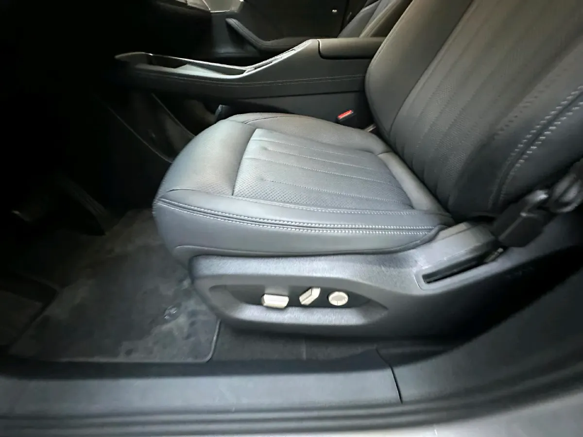 2024 ONVO L60 BEV 60KWH,autocango,china used car exporter,china ev exporter,chinese used car exporter,chinese used ev exporter