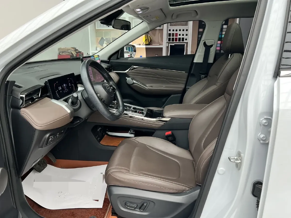 2024 GAC Trumpchi GS4 1.5T 177HP L4 7DCT,autocango,china used car exporter,china ev exporter,chinese used car exporter,chinese used ev exporter