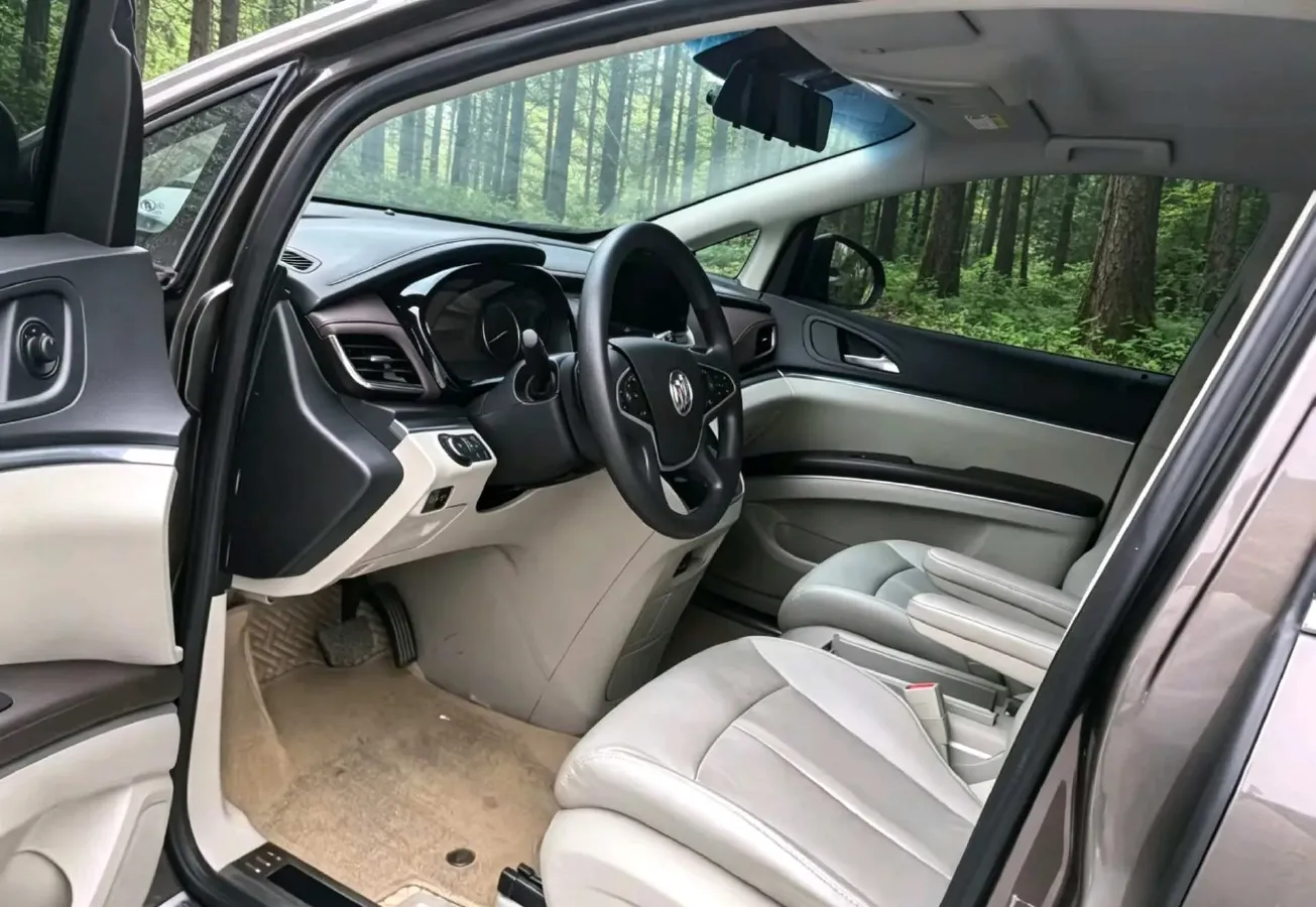 2023 Buick GL8 2.0T 237HP L4 9AT,autocango,china used car exporter,china ev exporter,chinese used car exporter,chinese used ev exporter