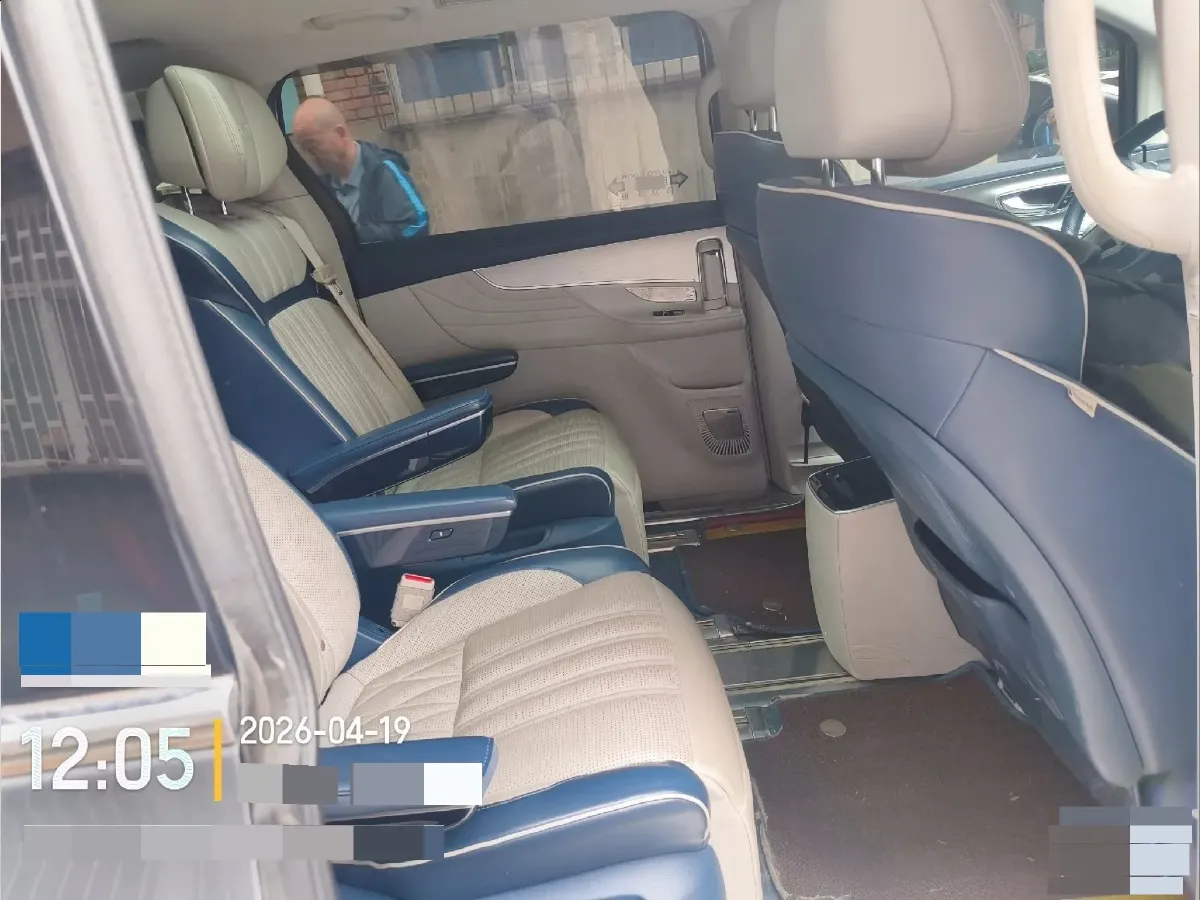 2021 Roewe iMAX8 2.0T 234HP L4 8AT,autocango,china used car exporter,china ev exporter,chinese used car exporter,chinese used ev exporter