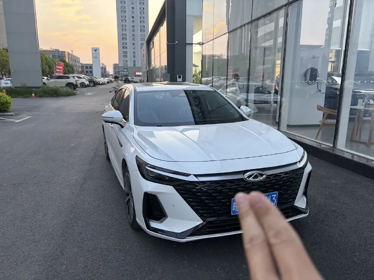 2022 Chery Arrizo 8 1.6T 197HP L4 7DCT,autocango,china used car exporter,china ev exporter,chinese used car exporter,chinese used ev exporter