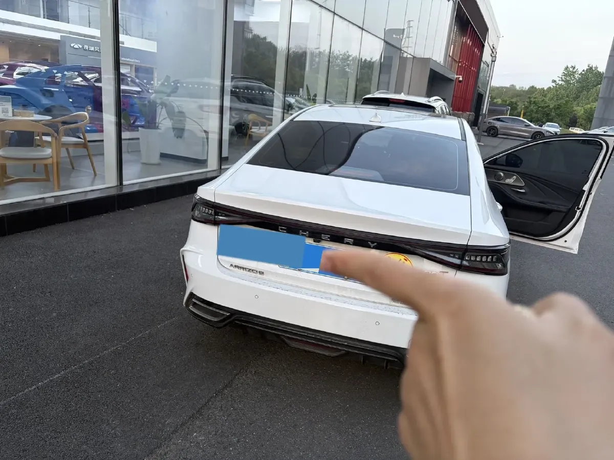 2022 Chery Arrizo 8 1.6T 197HP L4 7DCT,autocango,china used car exporter,china ev exporter,chinese used car exporter,chinese used ev exporter