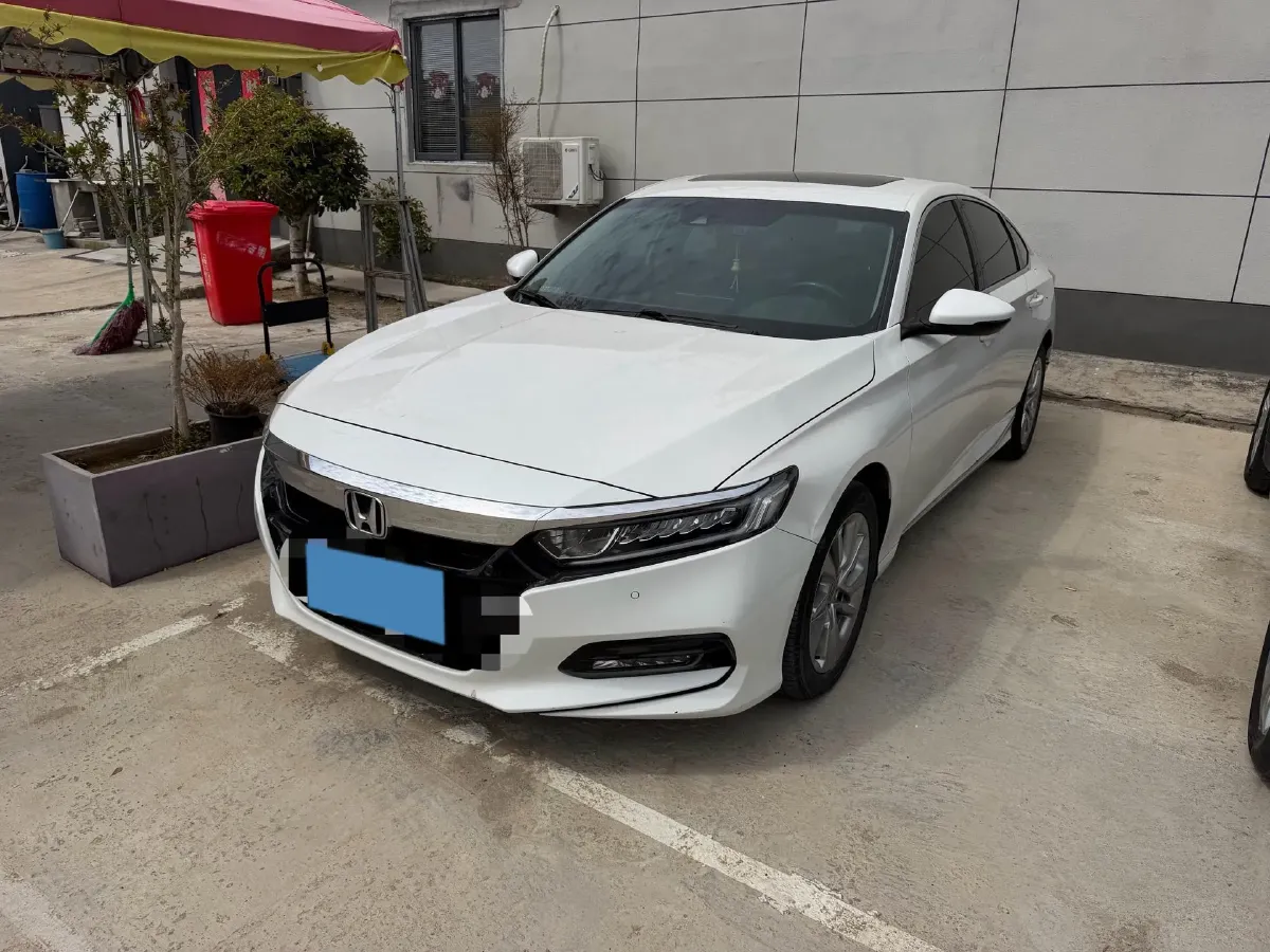 2021 Honda Accord 1.5T 194HP L4 CVT,autocango,china used car exporter,china ev exporter,chinese used car exporter,chinese used ev exporter