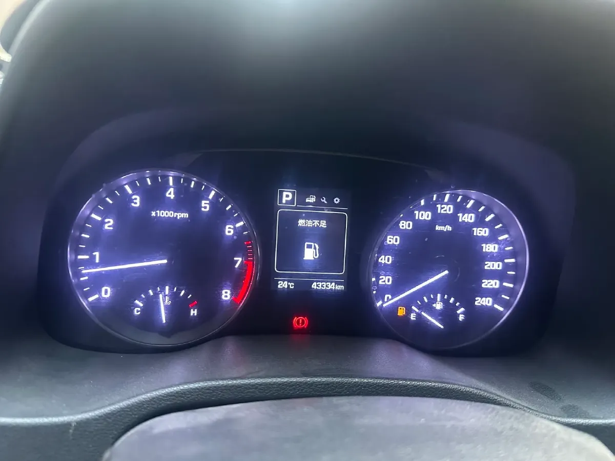 2016 Hyundai Elantra 1.6L 130HP L4 6AT,autocango,china used car exporter,china ev exporter,chinese used car exporter,chinese used ev exporter