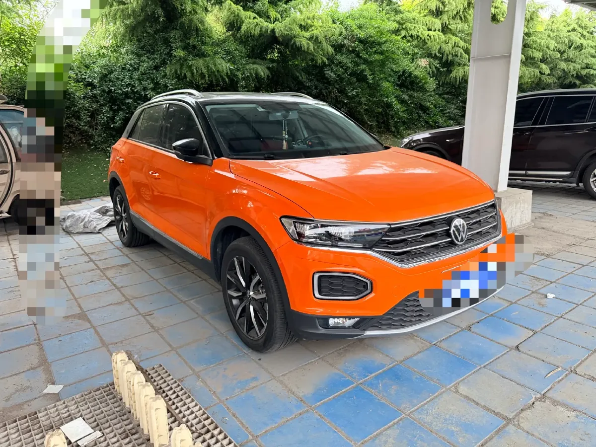 2022 Volkswagen T-Roc 1.4T 150HP L4 7DCT,autocango,china used car exporter,china ev exporter,chinese used car exporter,chinese used ev exporter