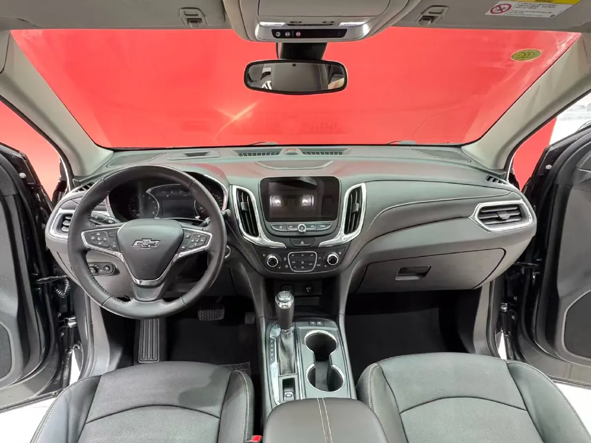 2018 Chevrolet Equinox 2.0T 260HP L4 9AT,autocango,china used car exporter,china ev exporter,chinese used car exporter,chinese used ev exporter