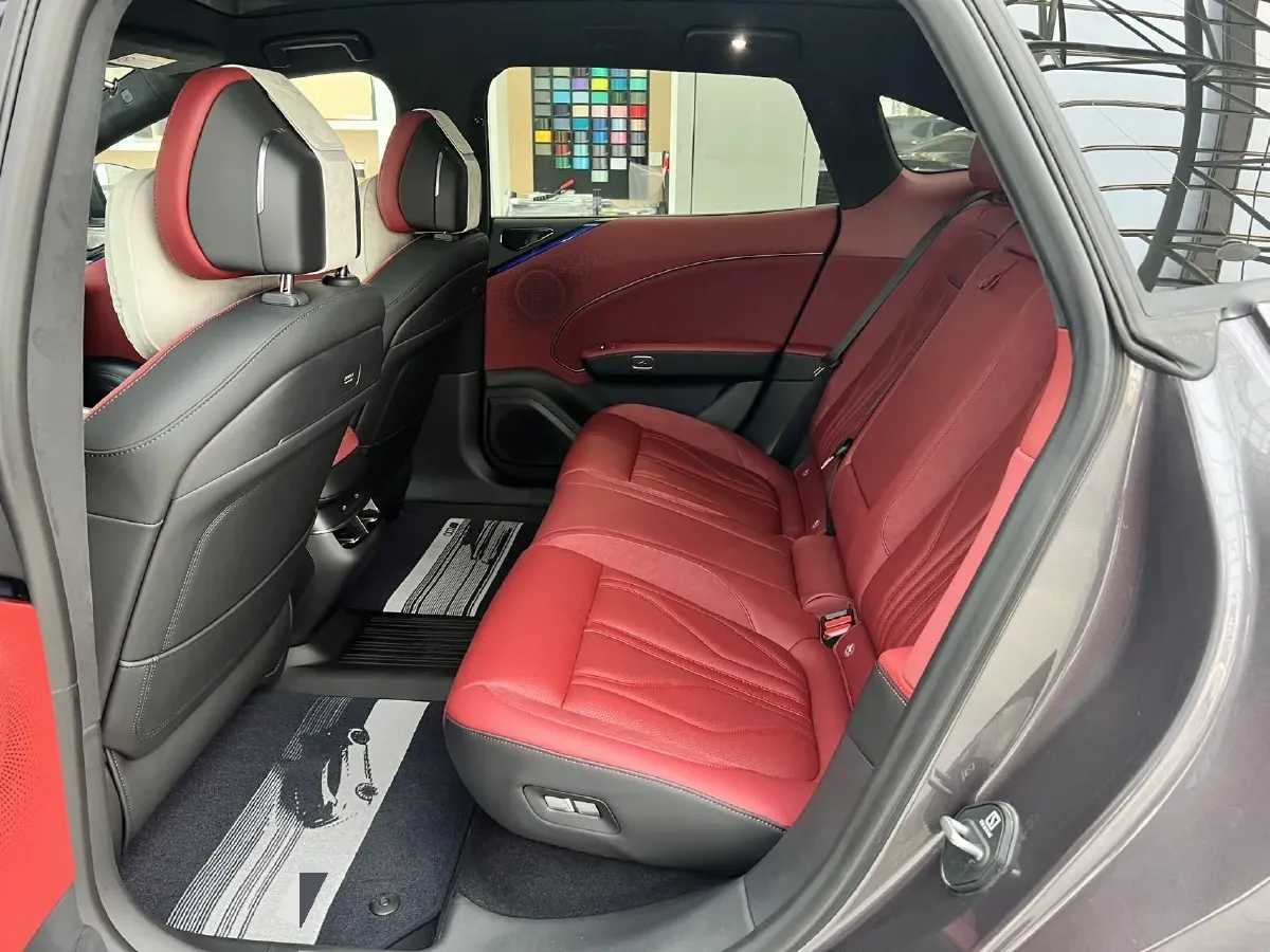 2025 Zeekr 007GT BEV 75KWH,autocango,china used car exporter,china ev exporter,chinese used car exporter,chinese used ev exporter