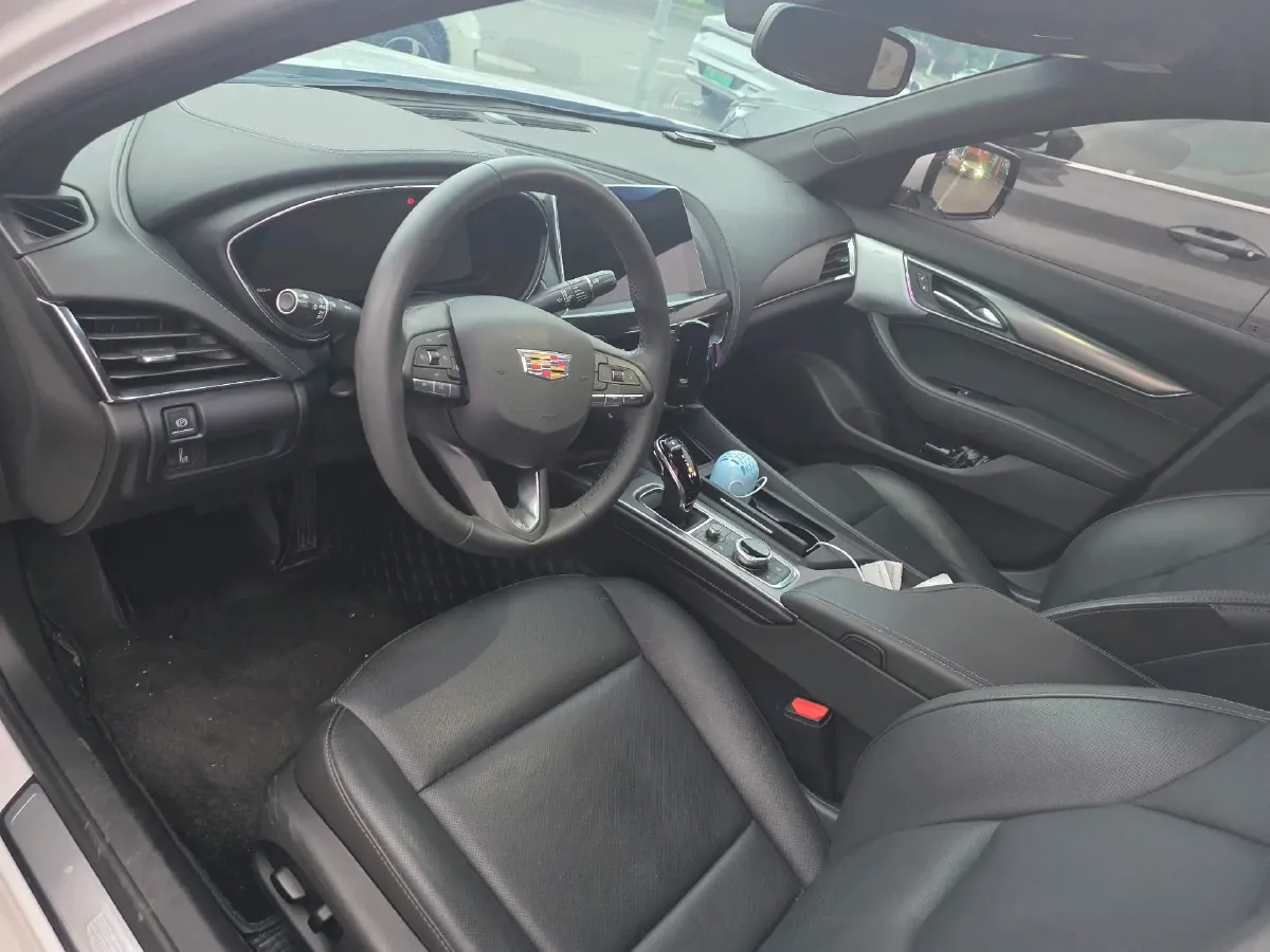 2023 Cadillac CT5 2.0T 237HP L4 10AT,autocango,china used car exporter,china ev exporter,chinese used car exporter,chinese used ev exporter
