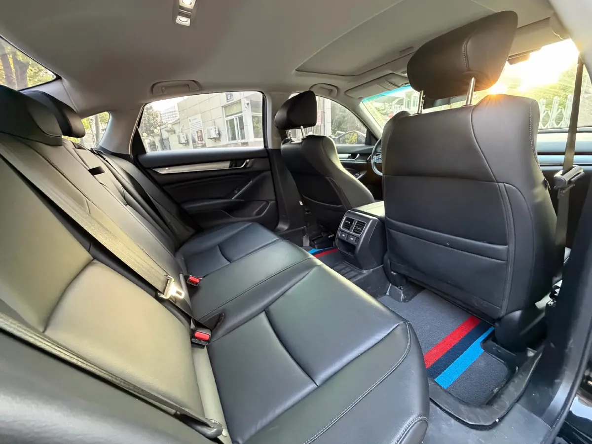 2022 Honda Accord 1.5T 194HP L4 CVT,autocango,china used car exporter,china ev exporter,chinese used car exporter,chinese used ev exporter